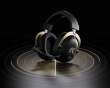 V9 Turbo Wireless Headset - Black Gold