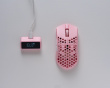 AKITSU Medium Carbonfiber 8K Trådløs Gamingmus - Pink [Limited Edition] (DEMO)